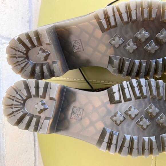 Dr. Martens Leona Lo black heeled oxford shoe size US W 11 / UK 9 - Picture 8 of 10